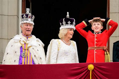 who were queen camilla's pages